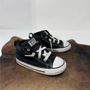 EUC Kids Black and White High-Top Converse Sneakers Sz 8 (JYVWLK)